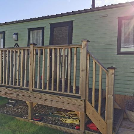 Woofles Luxury Caravan At Knaresborough Lido エクステリア 写真