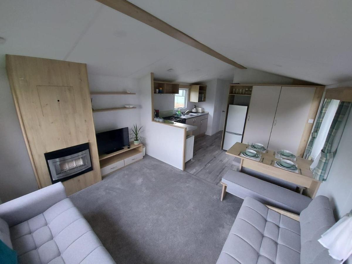 Woofles Luxury Caravan At Knaresborough Lido エクステリア 写真