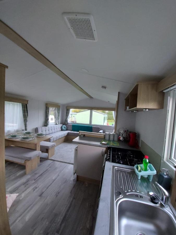 Woofles Luxury Caravan At Knaresborough Lido エクステリア 写真